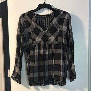 Madewell Black and White flannel top